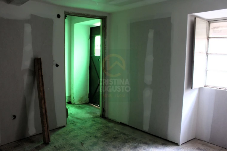 Moradia T3 para Venda em Escalos de Cima e Lousa Foto 8