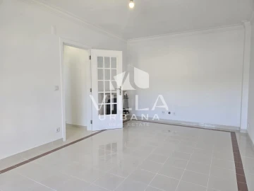 Apartamento T3 para Venda em Laranjeiro e Feijó