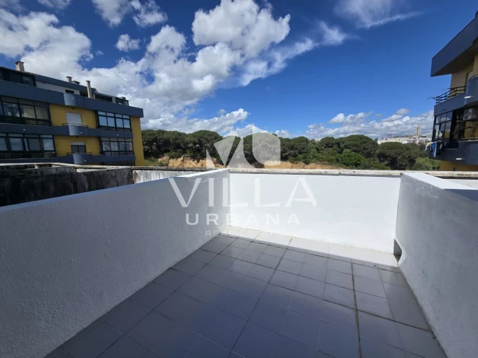 Apartamento T3 para Venda em Laranjeiro e Feijó Foto 24