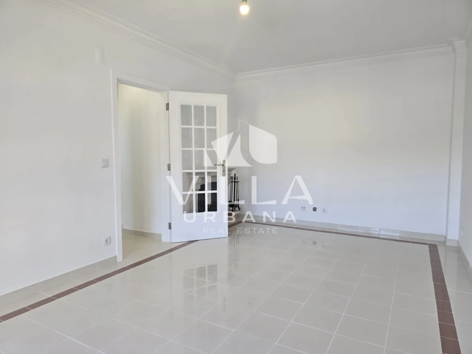 Apartamento T3 para Venda em Laranjeiro e Feijó Foto 5