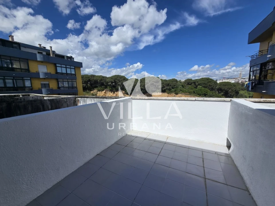 Apartamento T3 para Venda em Laranjeiro e Feijó Foto 24