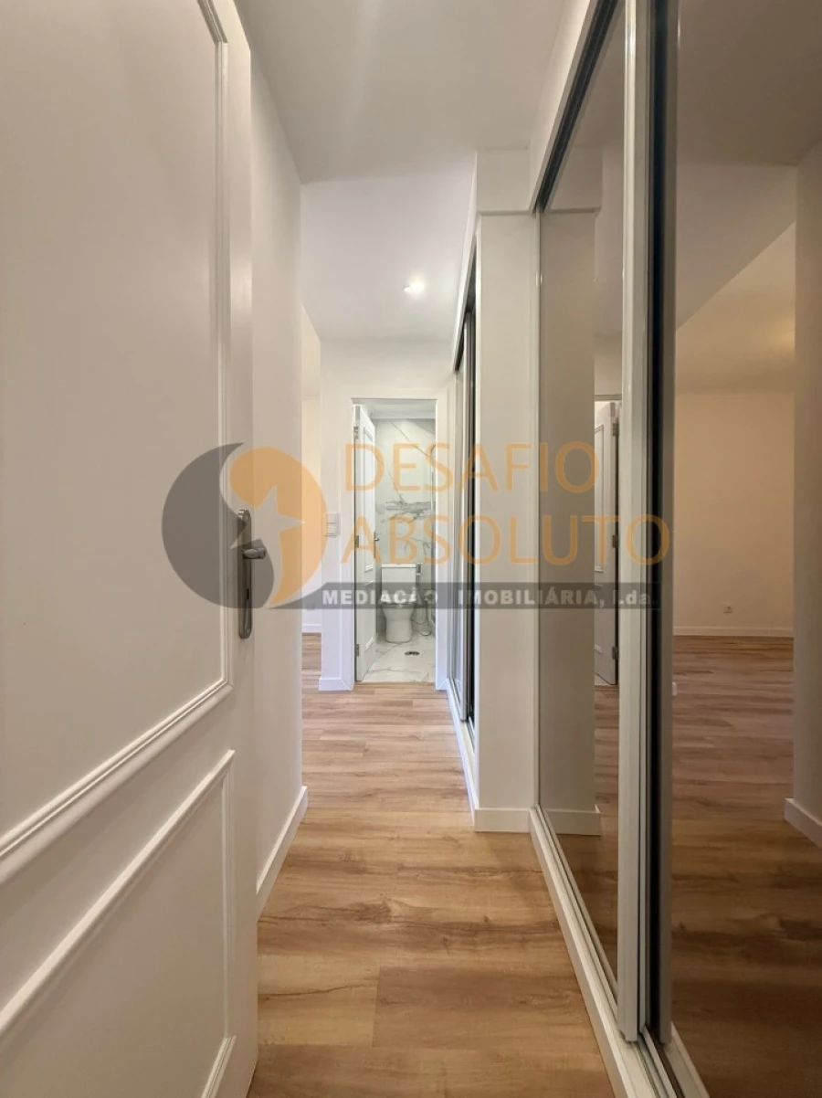 Apartamento T3 para Venda em Laranjeiro e Feijó Foto 13