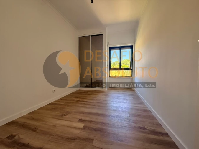 Apartamento T3 para Venda em Laranjeiro e Feijó Foto 18