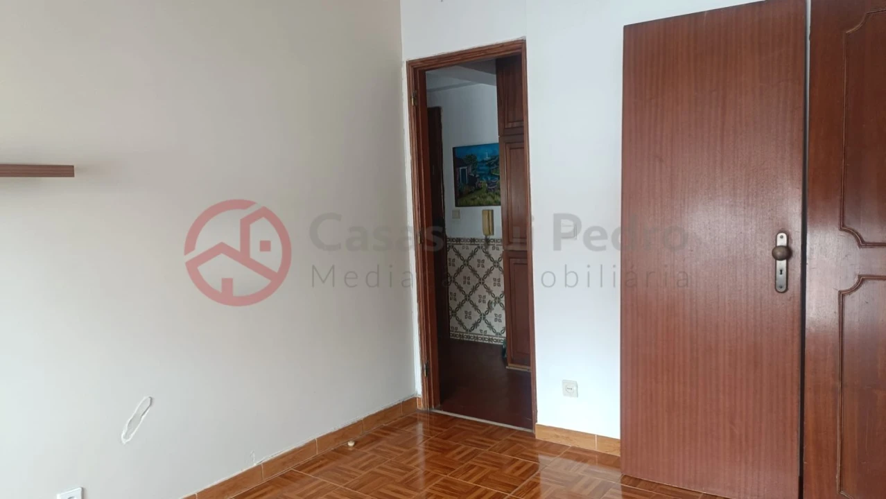 Apartamento T1 para Venda em Amora Foto 6