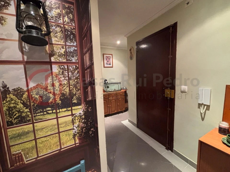Apartamento T3 para Venda em Seixal, Arrentela e Aldeia de Paio Pires Foto 1