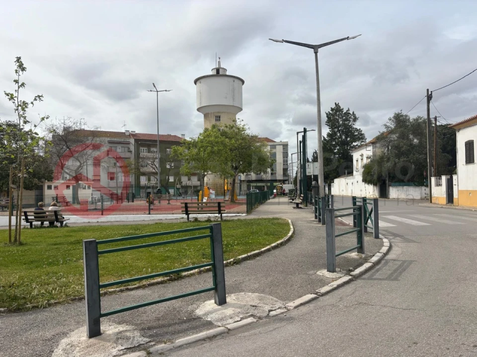 Apartamento T3 para Venda em Seixal, Arrentela e Aldeia de Paio Pires Foto 23