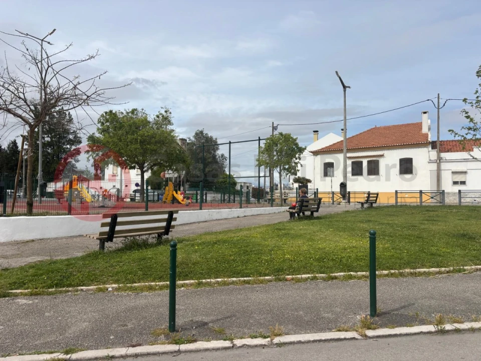 Apartamento T3 para Venda em Seixal, Arrentela e Aldeia de Paio Pires Foto 24