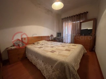 Apartamento T3 para Venda em Seixal, Arrentela e Aldeia de Paio Pires