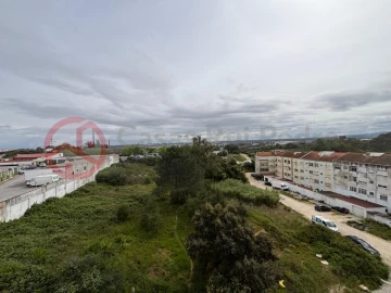 Apartamento T3 para Venda em Seixal, Arrentela e Aldeia de Paio Pires
