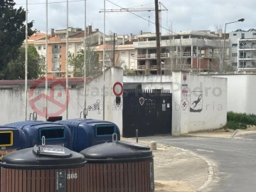 Apartamento T3 para Venda em Seixal, Arrentela e Aldeia de Paio Pires