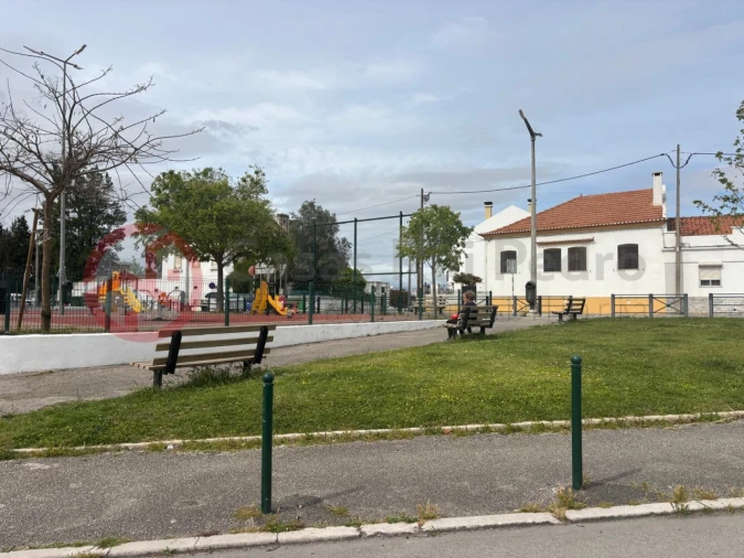 Apartamento T3 para Venda em Seixal, Arrentela e Aldeia de Paio Pires Foto 24
