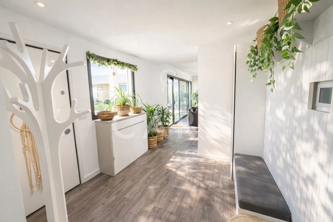 Apartamento T5 para Venda em Venteira Foto 23