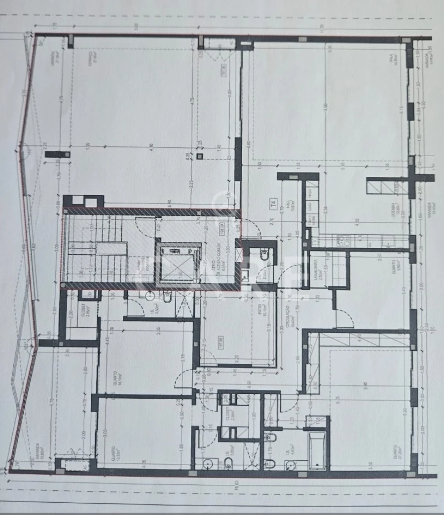 Apartamento T5 para Venda em Venteira Foto 46