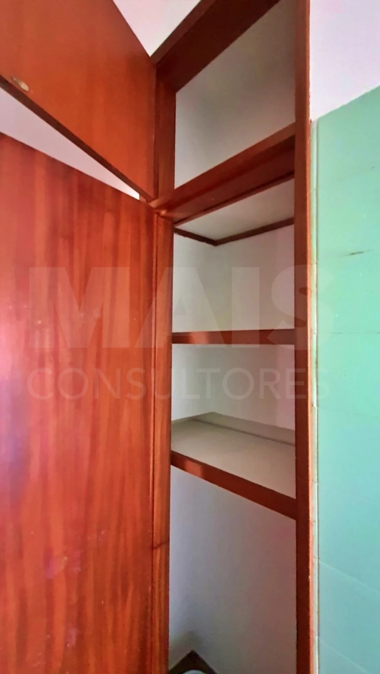 Apartamento T2 para Arrendamento em Porto Salvo Foto 4