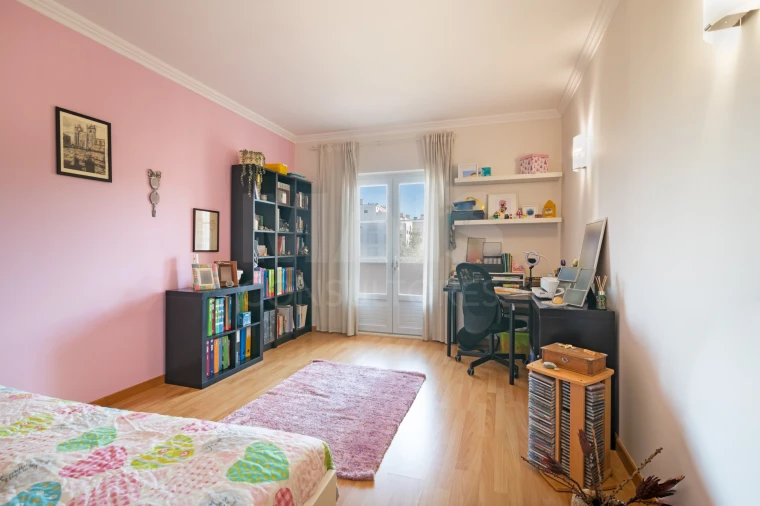 Moradia T3 para Venda em Cacém e São Marcos Foto 9