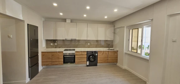 Apartamento T2 para Venda em Águas Livres