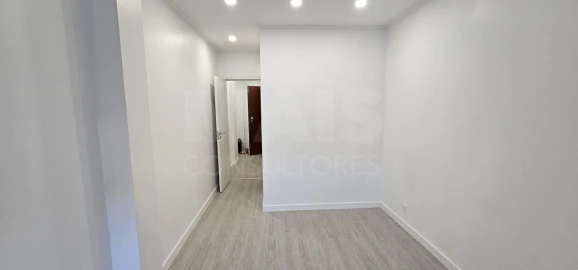 Apartamento T2 para Venda em Águas Livres
