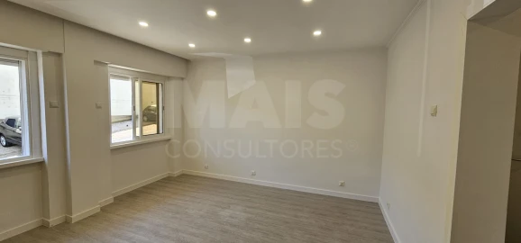 Apartamento T2 para Venda em Águas Livres