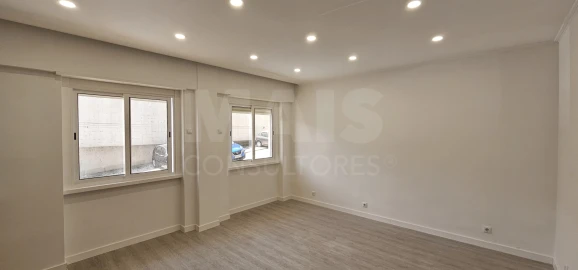 Apartamento T2 para Venda em Águas Livres