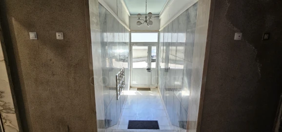 Apartamento T2 para Venda em Águas Livres