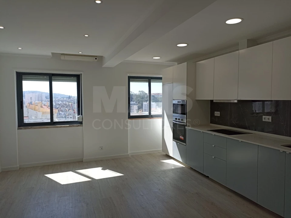 Apartamento T2 para Venda em Águas Livres Foto 2