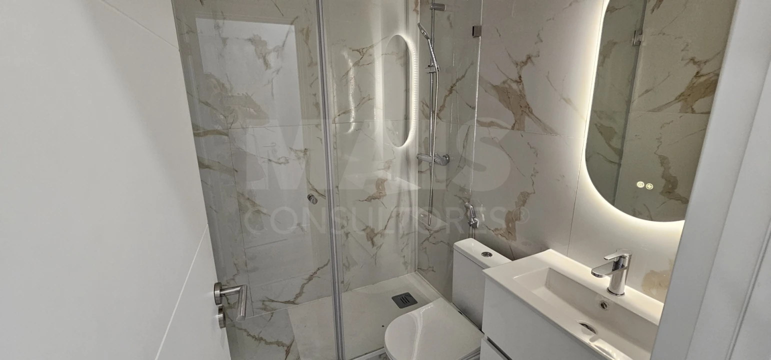Apartamento T2 para Venda em Águas Livres Foto 8