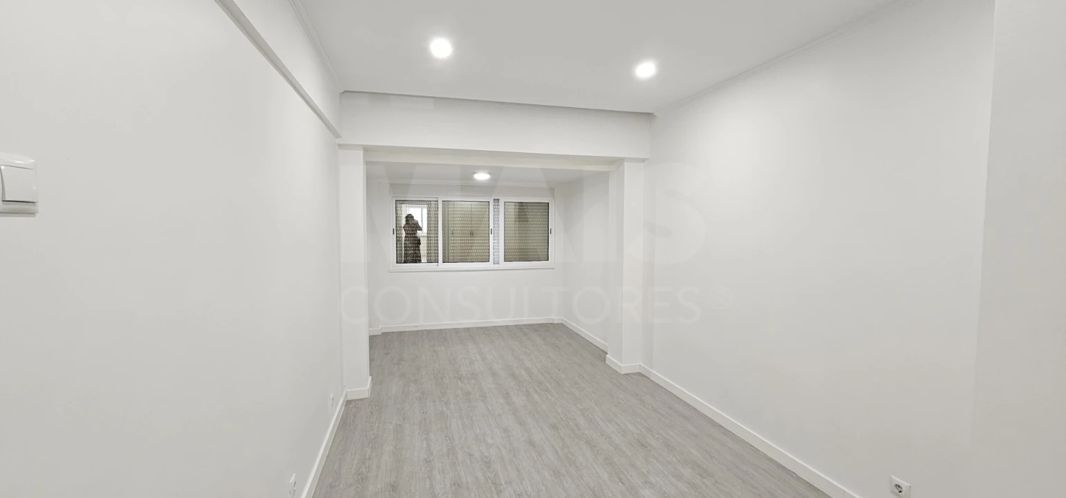 Apartamento T2 para Venda em Águas Livres Foto 4