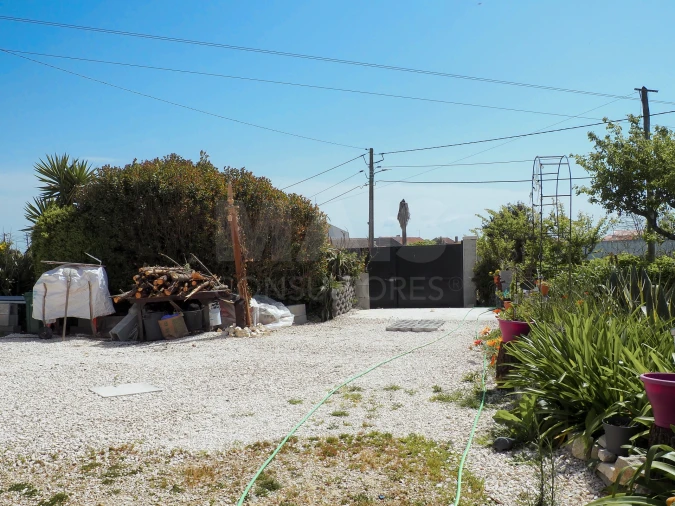 Moradia T2 para Venda em Cela Foto 8