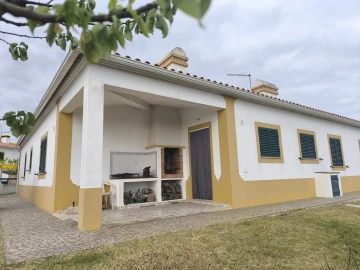 Moradia T3 para Venda em Vau