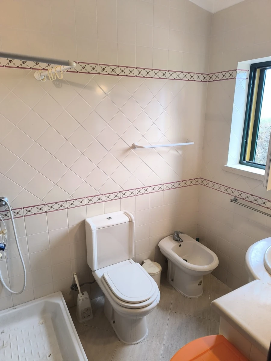 Moradia T3 para Venda em Vau Foto 13