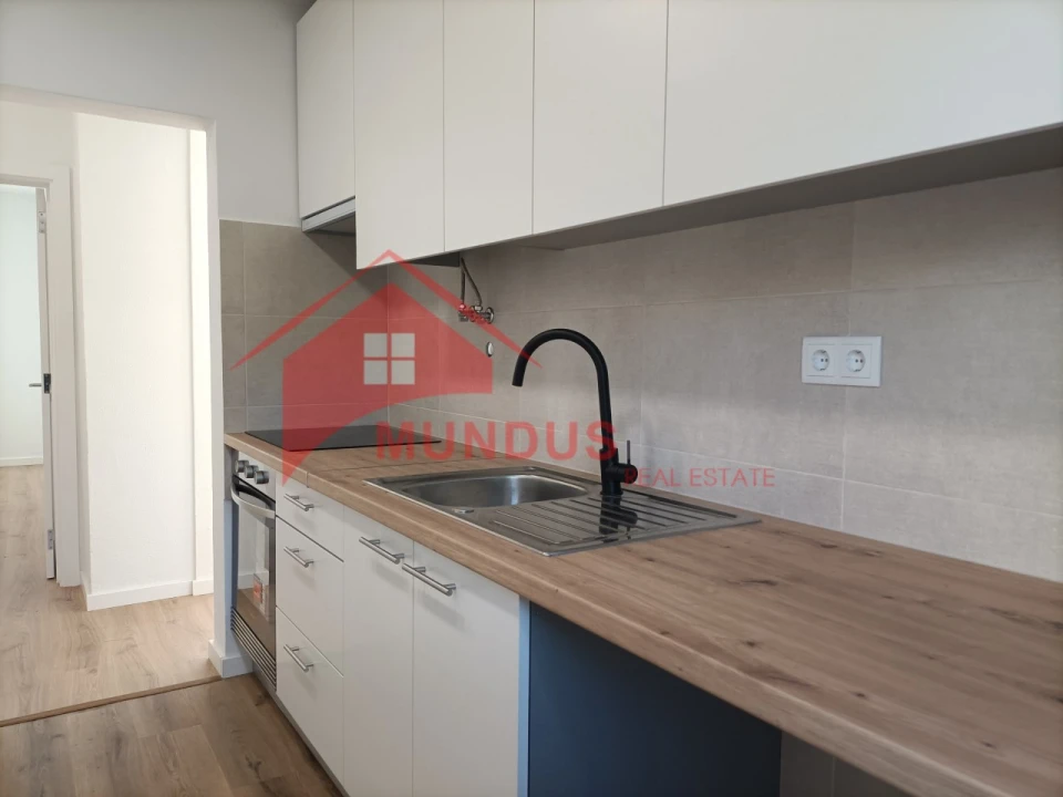 Apartamento T1 para Venda em Sesimbra (Castelo) Foto 4