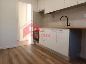 Apartamento T1 para Venda em Sesimbra (Castelo)