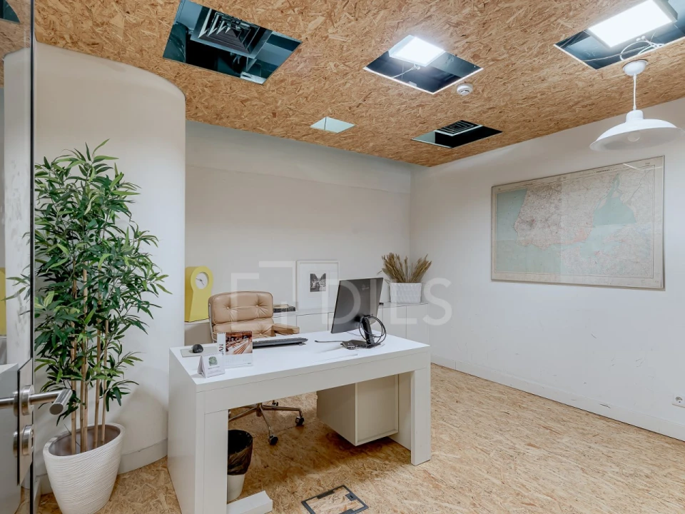 Escritório para Arrendamento em Santo António Foto 4