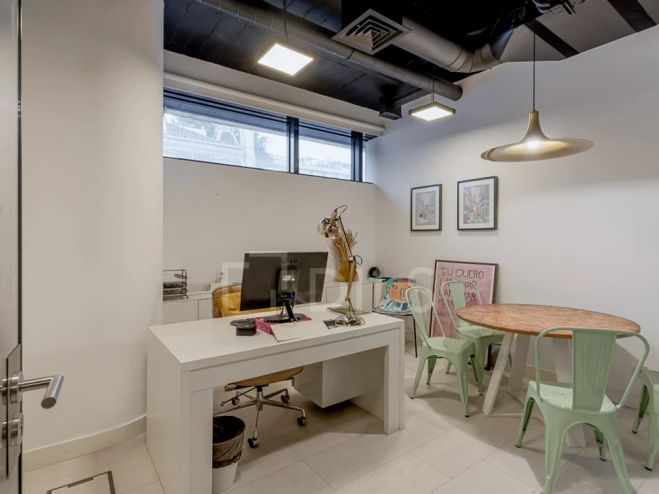 Escritório para Arrendamento em Santo António Foto 5