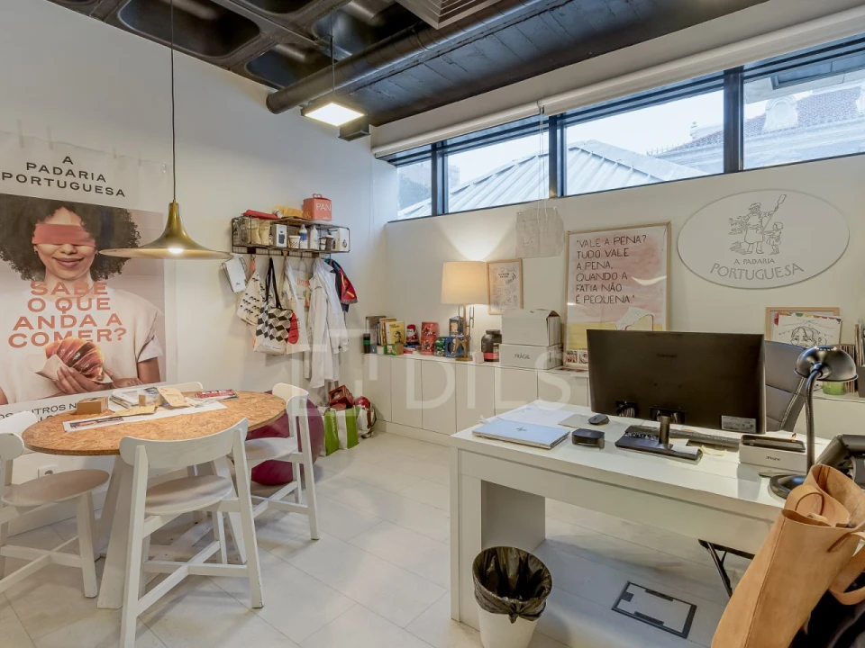 Escritório para Arrendamento em Santo António Foto 6