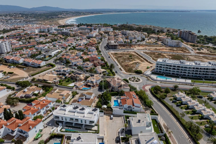 Moradia T3 para Venda em Lagos (São Sebastião e Santa Maria) Foto 30