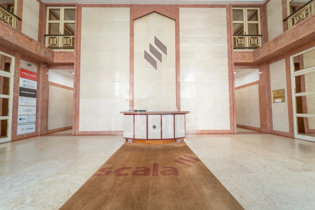 Escritório para Arrendamento em Lordelo do Ouro e Massarelos Foto 46