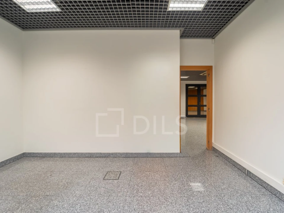 Escritório para Arrendamento em Lordelo do Ouro e Massarelos Foto 41