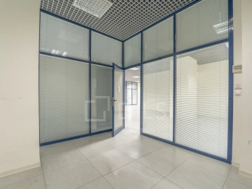 Escritório para Arrendamento em Lordelo do Ouro e Massarelos