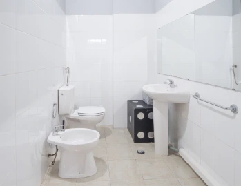 Loja para Venda em Alverca do Ribatejo e Sobralinho