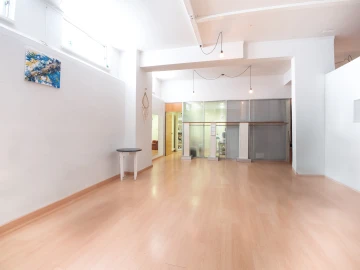 Loja para Venda em Alverca do Ribatejo e Sobralinho