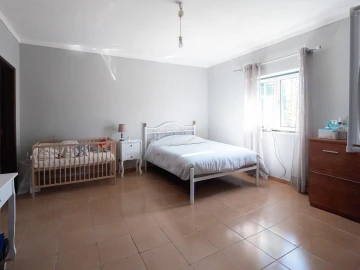 Moradia T5 para Venda em Alpalhão