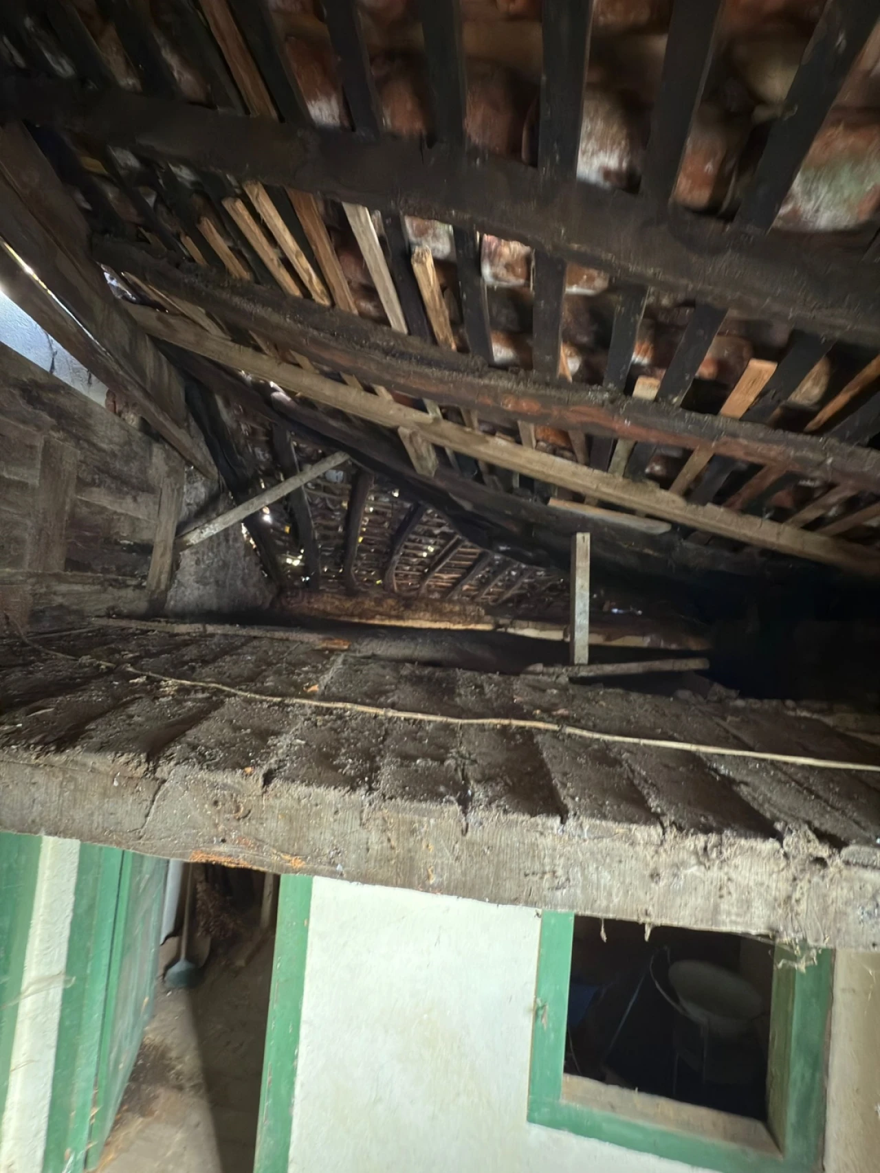 Moradia T3 para Venda em Covas e Vila Nova de Oliveirinha Foto 4