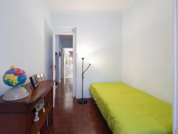 Apartamento T3 para Venda em Santo António dos Cavaleiros e Frielas
