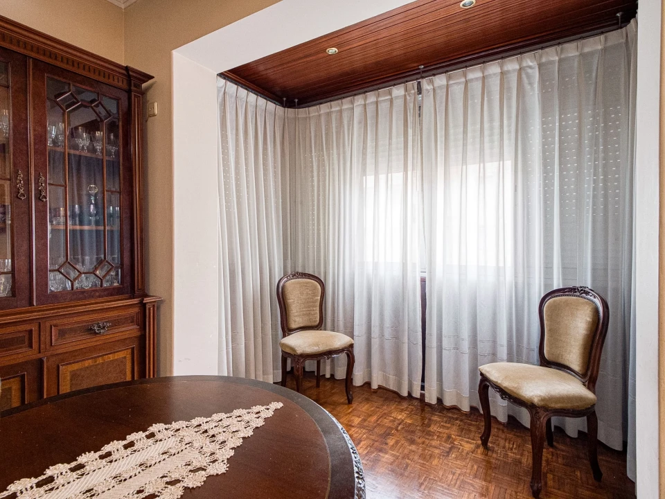 Apartamento T3 para Venda em Santo António dos Cavaleiros e Frielas Foto 14