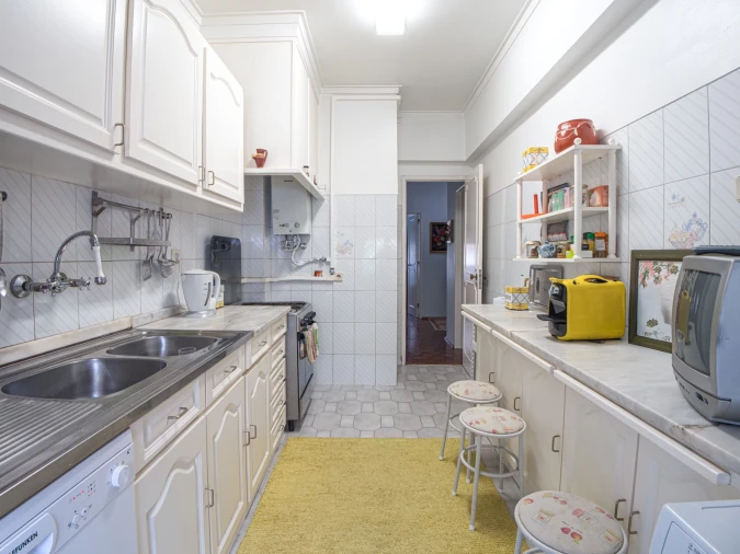 Apartamento T3 para Venda em Santo António dos Cavaleiros e Frielas Foto 5