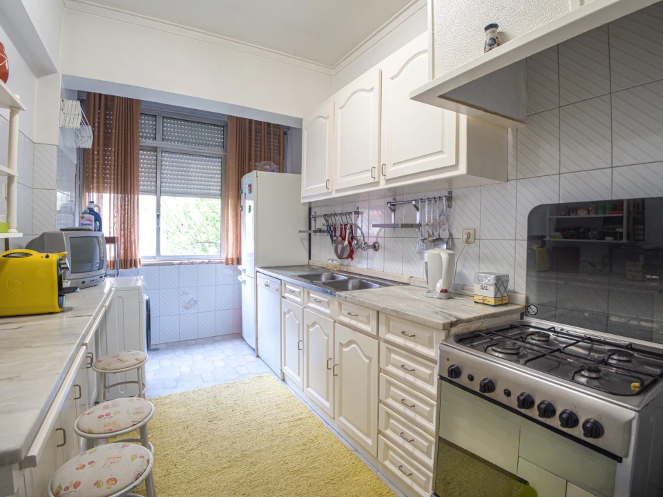 Apartamento T3 para Venda em Santo António dos Cavaleiros e Frielas Foto 19