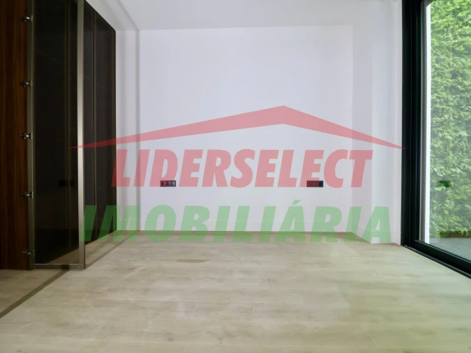 Apartamento T2 para Venda em Lourinhã e Atalaia Foto 12