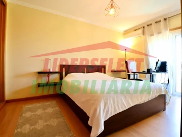 Moradia T3 para Venda em Silveira