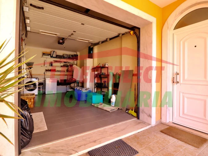 Moradia T3 para Venda em Silveira Foto 35